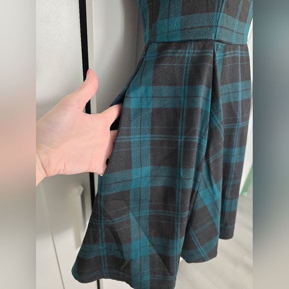 NWOT Rare Collectif Green Plaid Jumper Dress 4XS / UK6 - Picture 4 of 8